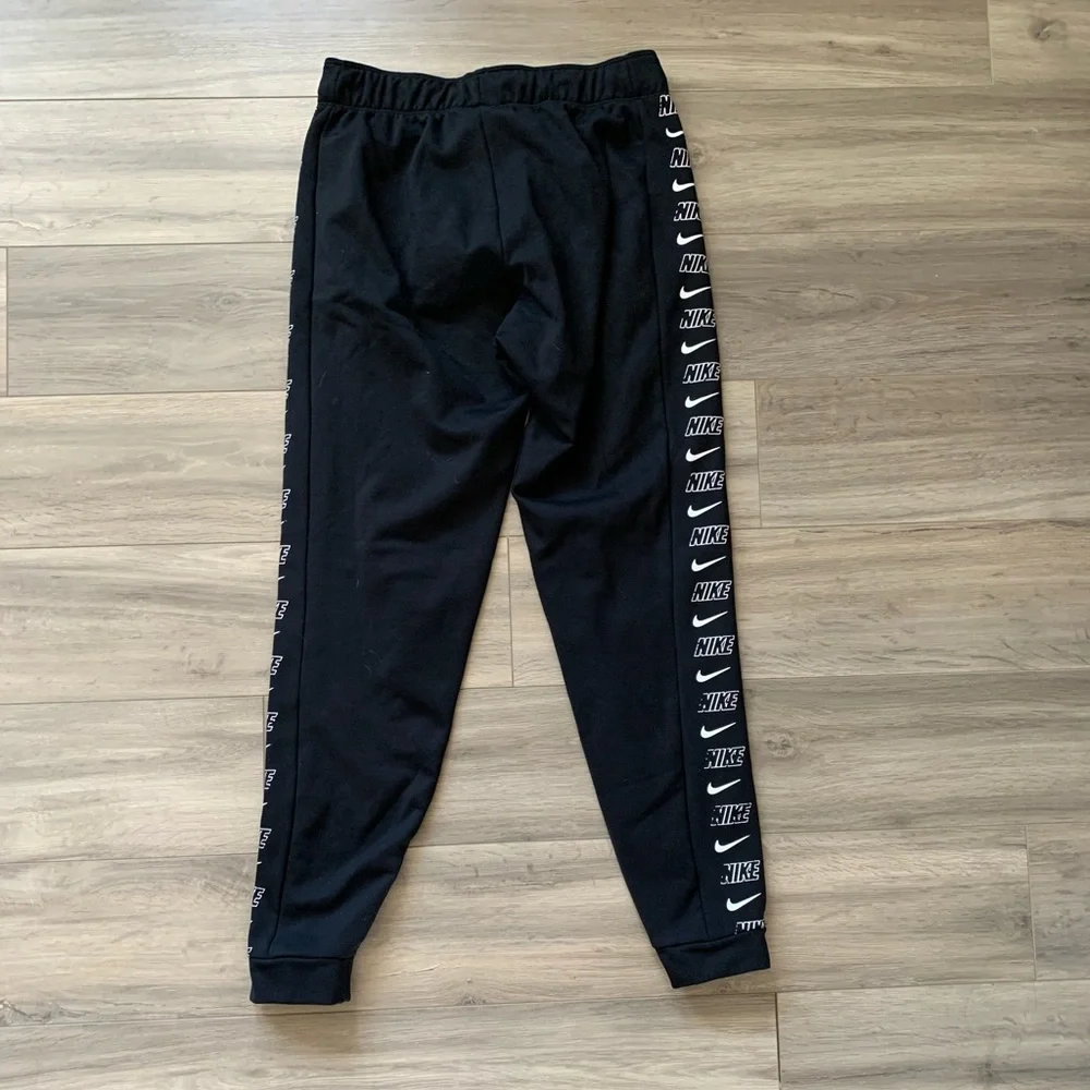 Nike Joggers Size Small 27 Inch Inseam - Picture 7 of 7